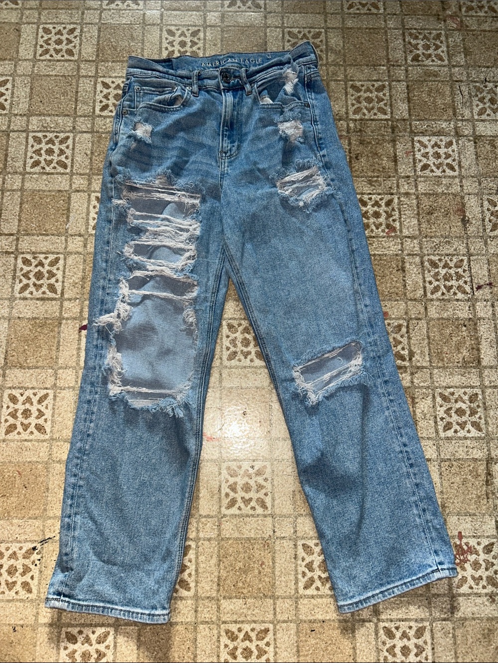 American Eagle Distressed Relaxed Jeans